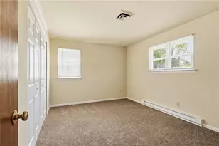 5612 Greens Dr, Lower Macungie Township, PA 18106 - Photo 23