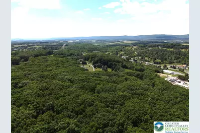 3603 Rip Court, Washington Township, PA 18080 - Photo 3