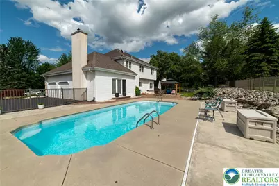 5526 Holiday Drive, Upper Macungie Township, PA 18104 - Photo 13