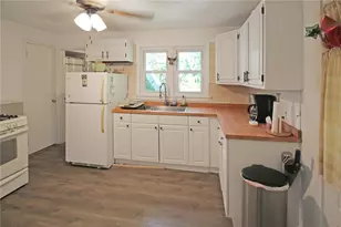 3252 Quarry St, Whitehall Township, PA 18052 - Photo 7