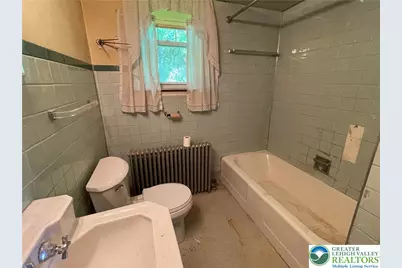 153 Moorestown Drive, Moore Township, PA 18014 - Photo 5
