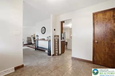 9 Stonecroft Drive, Easton, PA 18045 - Photo 5