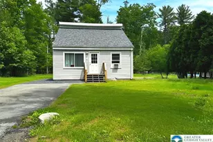 3084 Pleasant View Dr, Kunkletown, PA 18058 - Photo 1