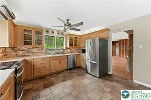 614 Glenwood St, Emmaus Boro, PA 18049 - Photo 11