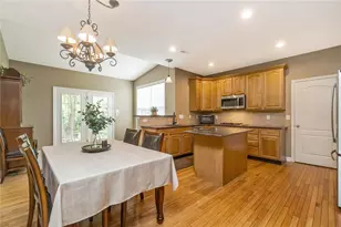 2549 Chandlee Ct, Macungie Boro, PA 18062 - Photo 13