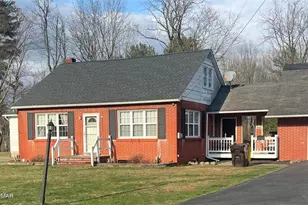 1564 Spruce St, Stroudsburg, PA 18360 - Photo 7