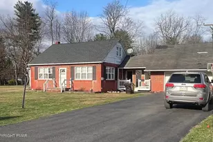 1564 Spruce St, Stroudsburg, PA 18360 - Photo 5