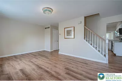 5650 Greens Drive, Lower Macungie Township, PA 18106 - Photo 7