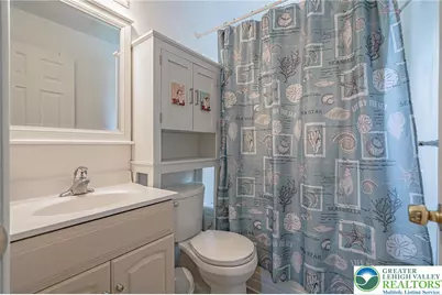 5650 Greens Drive, Lower Macungie Township, PA 18106 - Photo 19