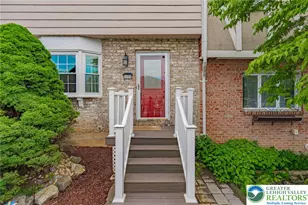 5650 Greens Dr, Lower Macungie Township, PA 18106 - Photo 3