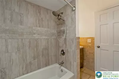 4050 Ascot Circle, Lower Macungie Township, PA 18103 - Photo 31