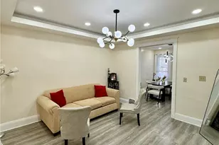 1025 Spring St, Bethlehem City, PA 18018 - Photo 3