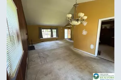 2065 Hopewell Road, Bethlehem City, PA 18017 - Photo 3