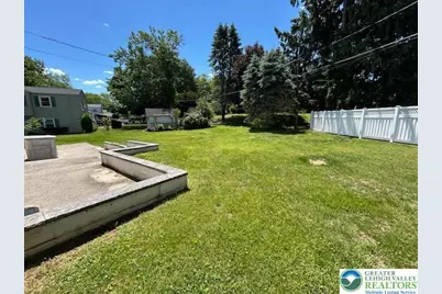 2065 Hopewell Road, Bethlehem City, PA 18017 - Photo 17