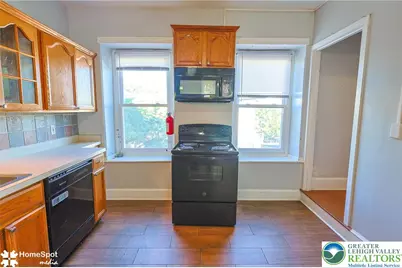 704 Hayes Street, Bethlehem, PA 18015 - Photo 9
