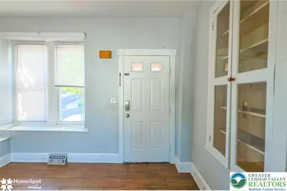 704 Hayes Street, Bethlehem, PA 18015 - Photo 3