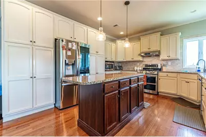 2140 Eagles Landing Drive, Upper Nazareth Twp, PA 18064 - Photo 17