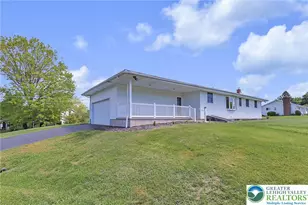 1004 Maple St, Pottsville, PA 17901 - Photo 3