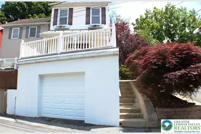 1020 Moravia Street, Lower Saucon Township, PA 18015 - Photo 3