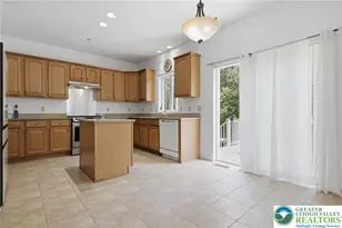1017 Woodberry Dr, Mountain Top, PA 18707 - Photo 11