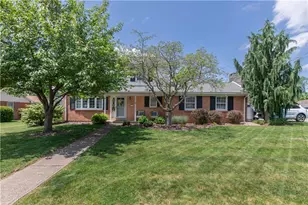 711 W Berger St, Emmaus Boro, PA 18049 - Photo 1