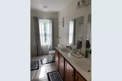 2123 Lincoln Avenue, Whitehall Township, PA 18052 - Photo 17