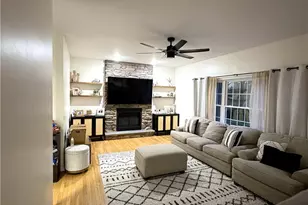 2123 Lincoln Ave, Whitehall Township, PA 18052 - Photo 5