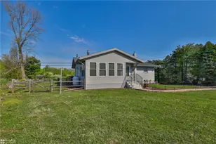 205 W Moorestown Rd, Bushkill Twp, PA 18091 - Photo 19