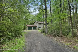 1585 Starry Ln, Chestnuthill Twp, PA 18330 - Photo 51