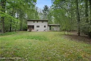 1585 Starry Ln, Chestnuthill Twp, PA 18330 - Photo 47