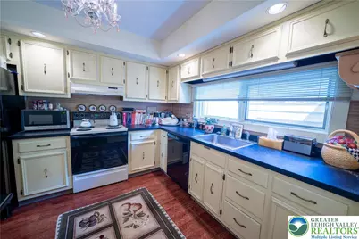 1880 Bent Pine Hill, Upper Macungie Township, PA 18051 - Photo 3