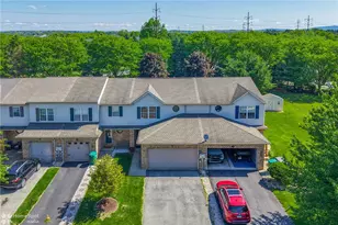 6411 Pioneer Dr, Macungie Boro, PA 18062 - Photo 5