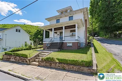 159 W Ridge Street, Lansford, PA 18240 - Photo 3