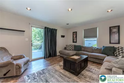 6 View Drive, Walnutport Boro, PA 18088 - Photo 11