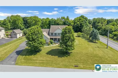 204 Bushkill Ridge Road, Bushkill Twp, PA 18091 - Photo 3