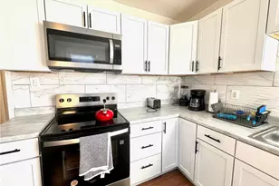 171 W Ridge St, Lansford, PA 18232 - Photo 3
