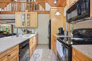 1517 Deer Run, Bushkill, PA 18324 - Photo 17