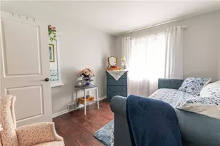116 Oxford Dr, Palmer Twp, PA 18045 - Photo 19