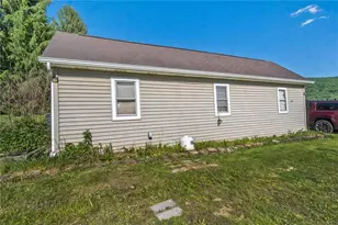 331 E Lizard Creek Rd, East Penn Twp, PA 18235 - Photo 11