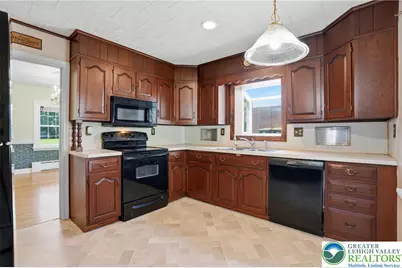 3827 Park Avenue, North Whitehall Township, PA 18078 - Photo 11