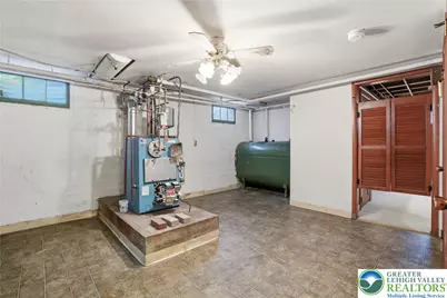 3827 Park Avenue, North Whitehall Township, PA 18078 - Photo 31