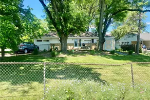 3844 W Linden St, South Whitehall Township, PA 18104 - Photo 15