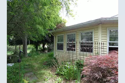8166 Sharon Drive, Washington Township, PA 18080 - Photo 5