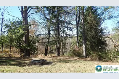 2556 N Delaware Drive, Upper Mt Bethel Twp, PA 18343 - Photo 33