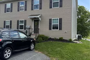 7406 Allemaengel Rd, Lynn Township, PA 18066 - Photo 1