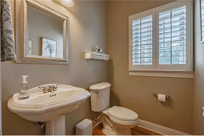 6000 Pond View Terrace, East Allen Township, PA 18014 - Photo 19