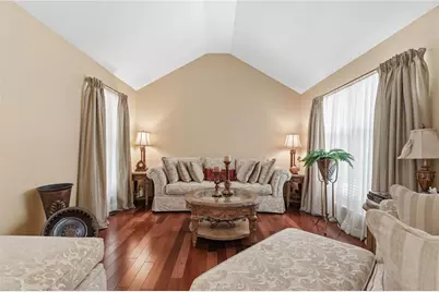 8 Raleigh Court, Lower Pottsgrove Twp, PA 19464 - Photo 5