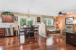8 Raleigh Ct, Lower Pottsgrove Twp, PA 19464 - Photo 9