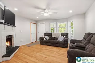 12 Rockway Ct, Lake Ariel, PA 18436 - Photo 3
