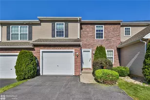 2606 Sapphire Ln, Bethlehem Township, PA 18020 - Photo 1